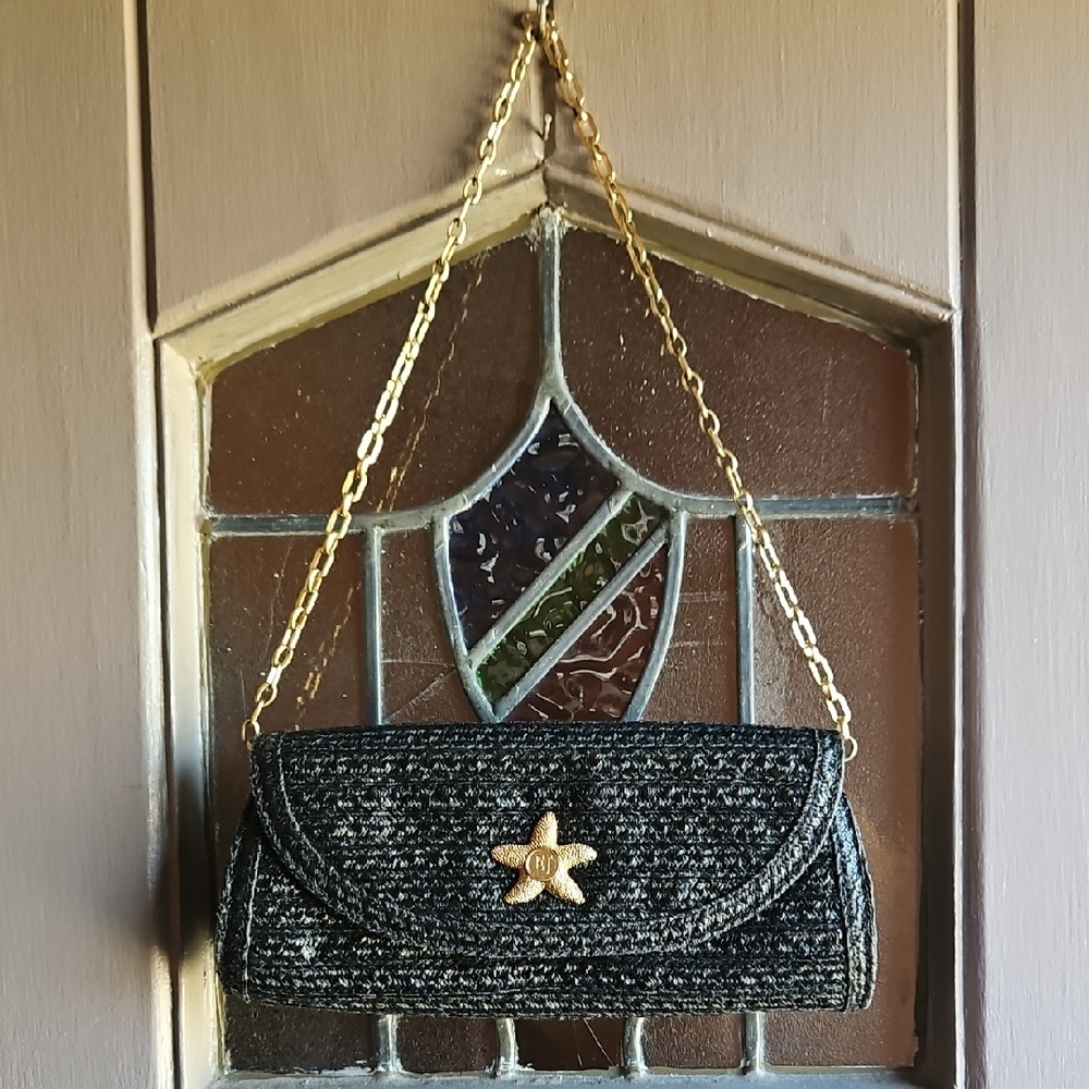 Eric Javits Vintage Natural Raffia Clutch with Gold Starfish Accent and Chain